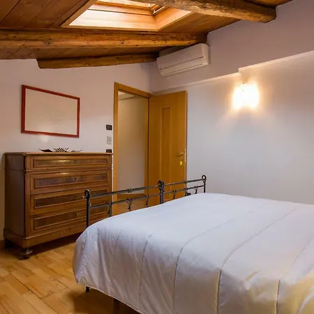 Casa de hóspedes Casa Mamà