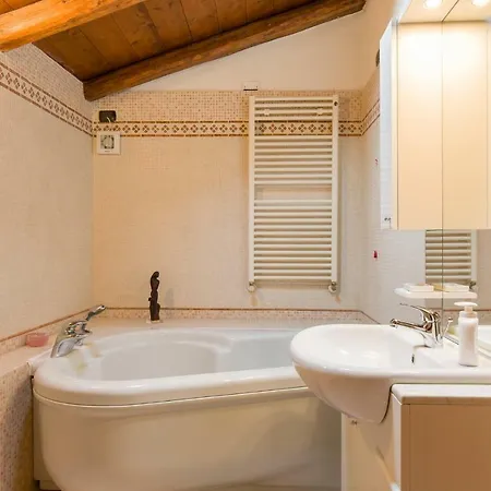 Casa Mamà Affittacamere 3*