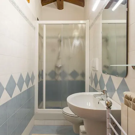 Casa Mama By Reasy&busy 3* Verona